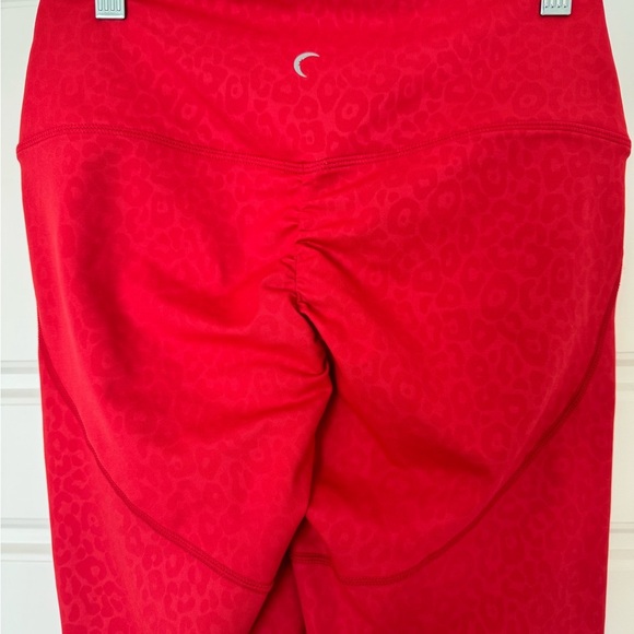 Zyia Active Scrunchie Red‎ Leopard Leggings Size 8/10 Light N Tight High Waist - Picture 10 of 10